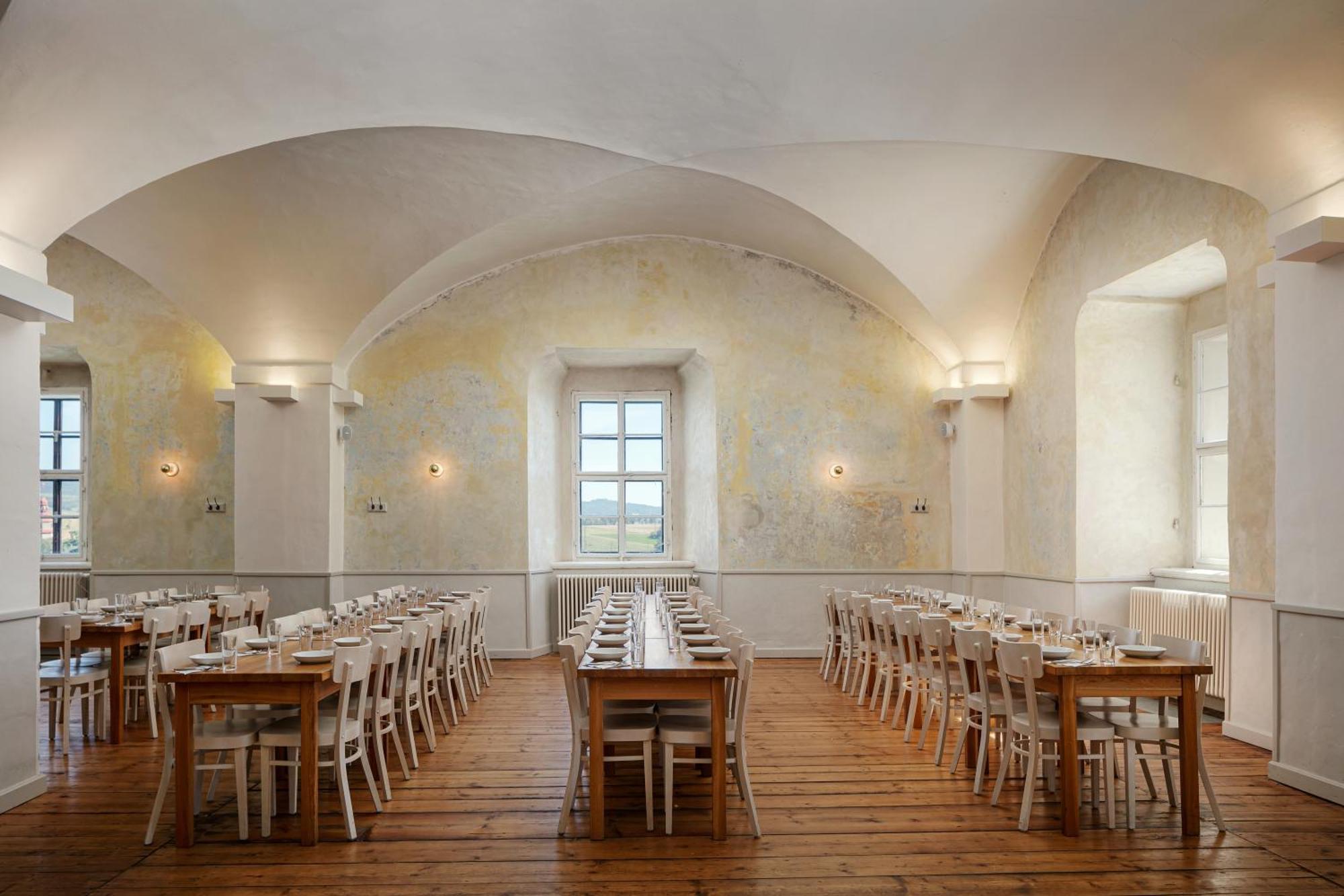 Hotel Dum Hostu Klaster